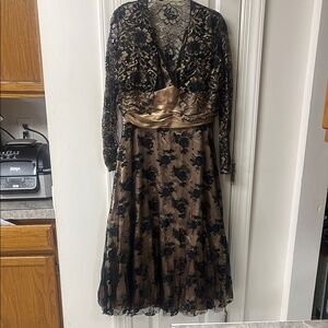 Black and Tan Plunge Neck Bishop Sleeve Gown